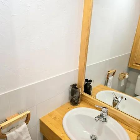 Charming Sunny Duplex Межев