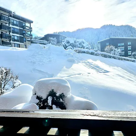 Charming Sunny Duplex Межев